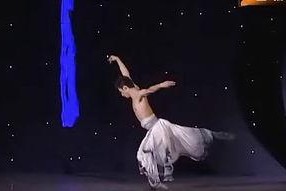 爱与舞蹈,爱在旋律中绽放