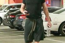 瑞奇·马丁：疯狂人生,从拉丁歌王到疯狂人生的多面传奇